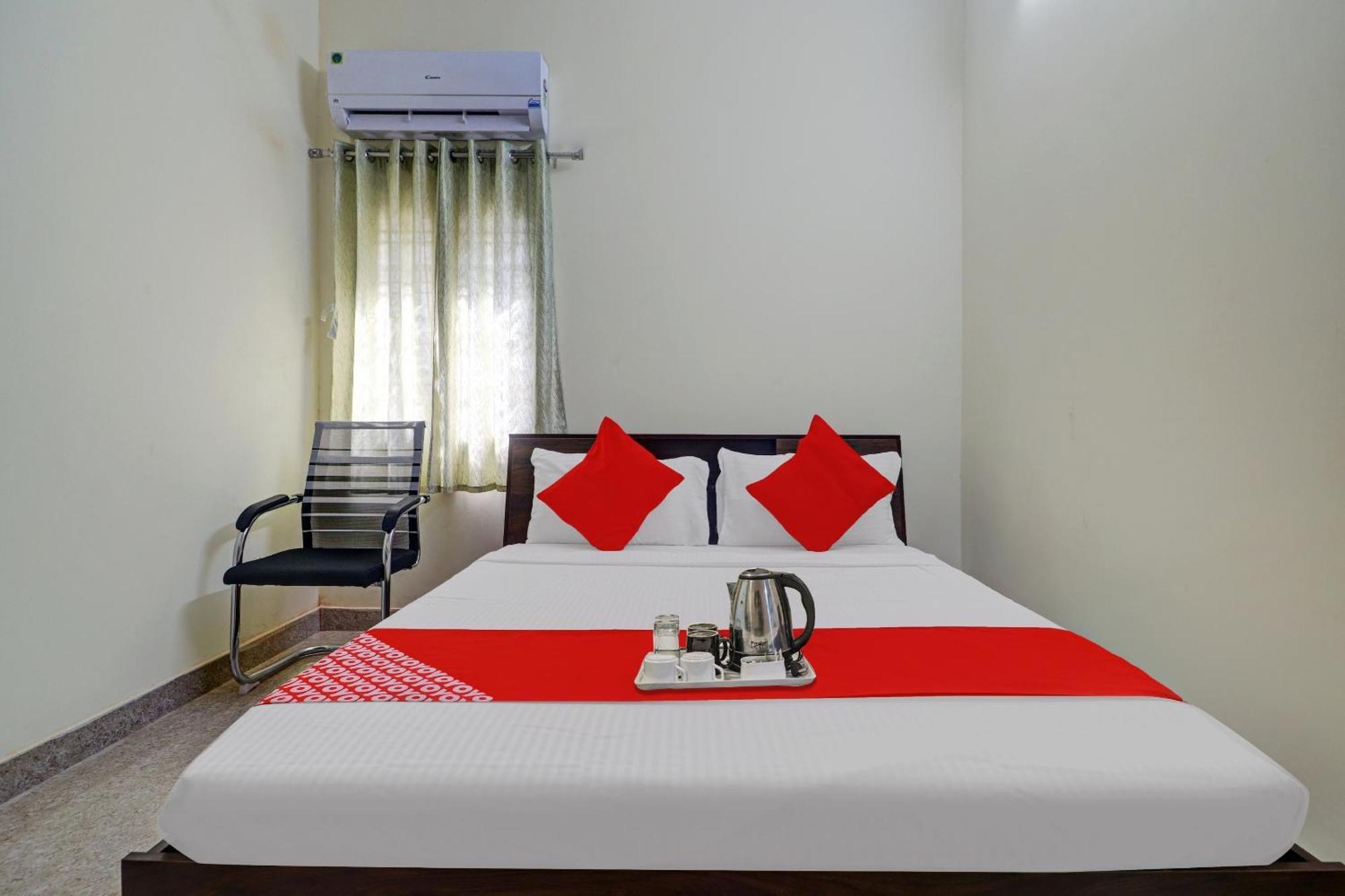 Hotel O S V Residency Kajaguda Near Gachibowli Hyderabad Exterior foto